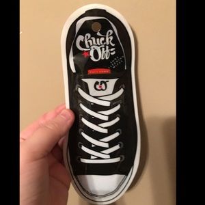 2/$15 Chuck Off Wipes